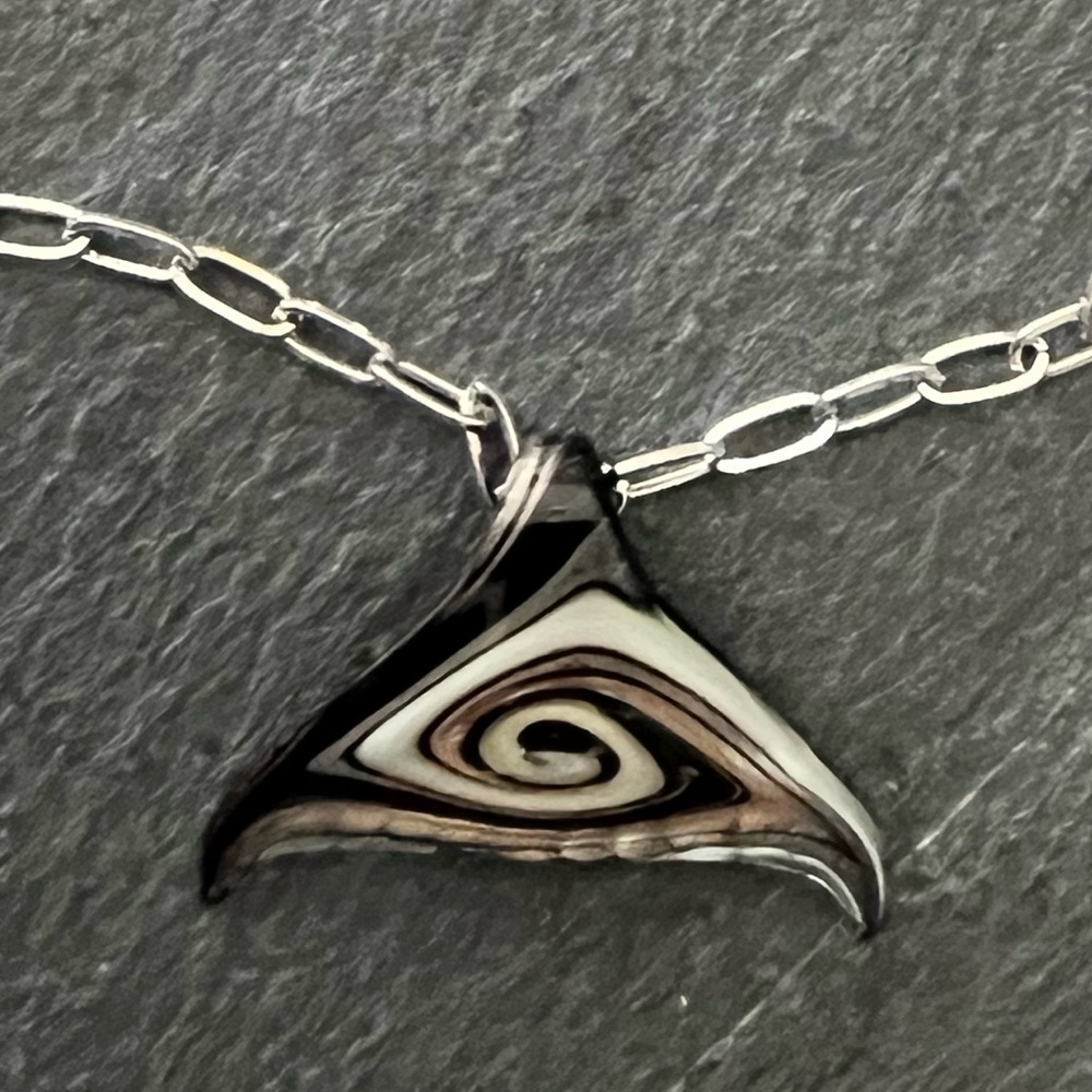 Art Glass Whale Tail Pendant Necklace – Modern Abstract Swirl Statement
